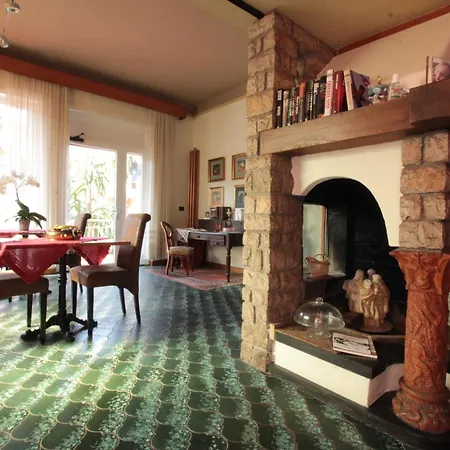 Mirella 4* Bordighera