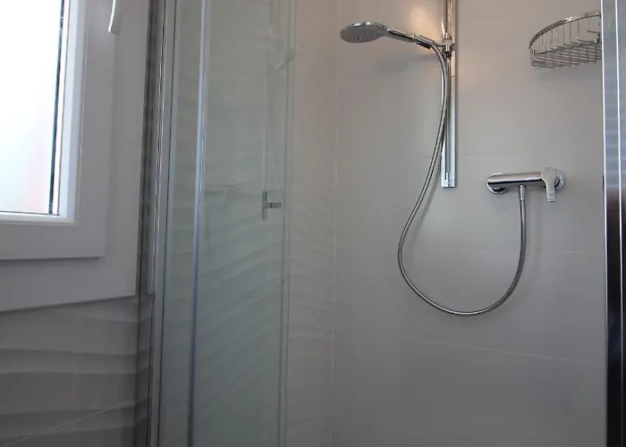 Mirella Bed & Breakfast 4*