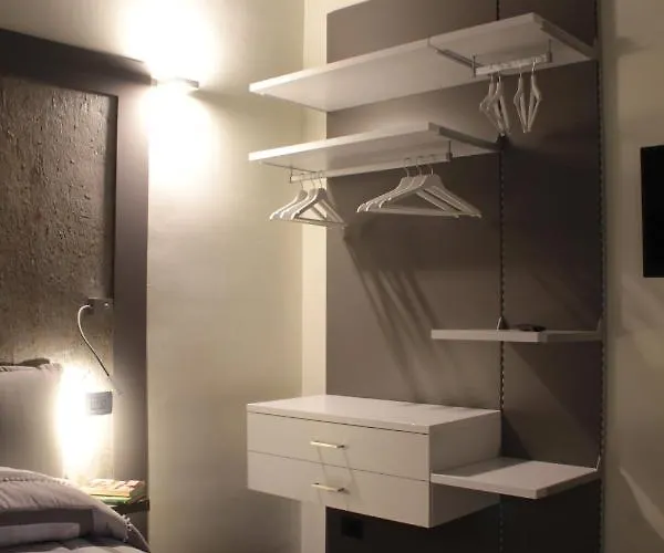 Mirella 住宿加早餐酒店