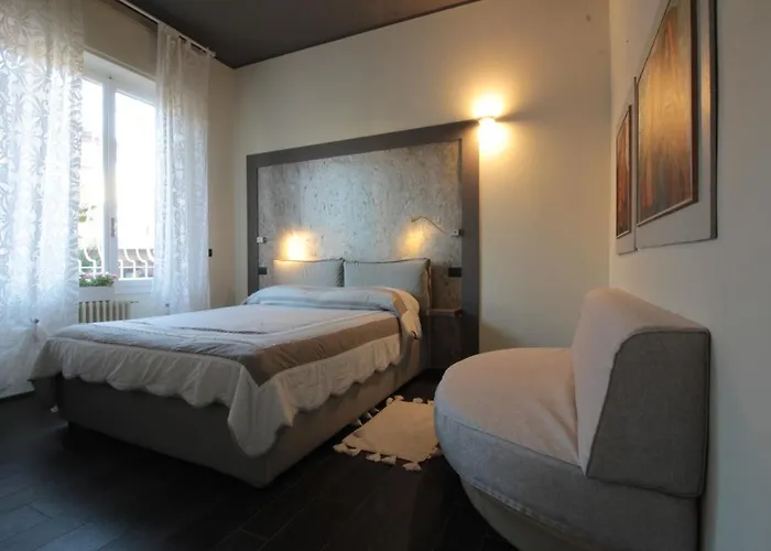 Mirella 博尔迪盖拉