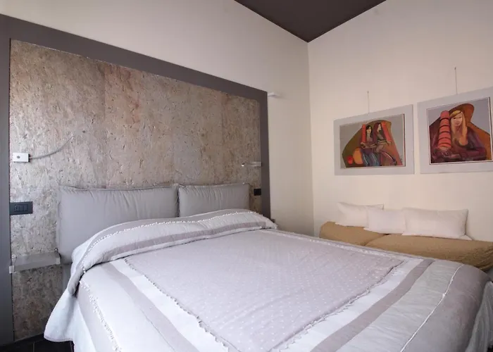 Mirella Bed & Breakfast 4*