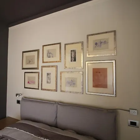 Mirella בורדיגרה