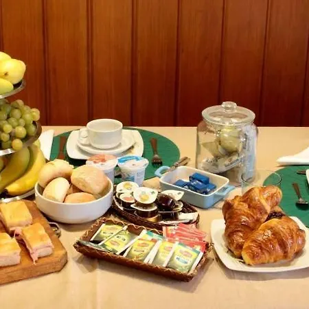 Alojamento de Acomodação e Pequeno-almoço Mirella Bordighera