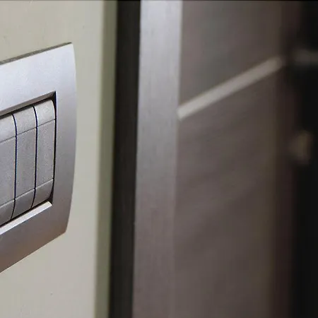 לינה וארוחת בוקר Mirella בורדיגרה