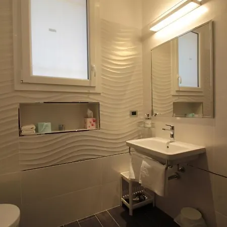 Bed and breakfast Mirella 3*