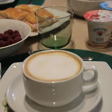 Oda ve Kahvaltı Mirella Bordighera